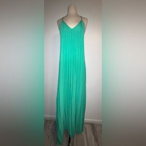 Women’s Green Sleeveless Pleated Maxi Dress Medium M